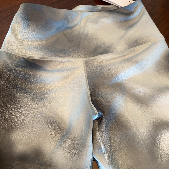 NWT - Nike Women's One High-Waist Full-Length Leggings. Size Medium. - Picture 11 of 14